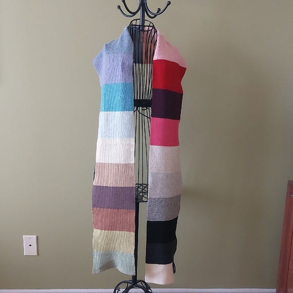 NWOT, GAP Multicolor unisex scarf, 100% Lamswool - Picture 1 of 8